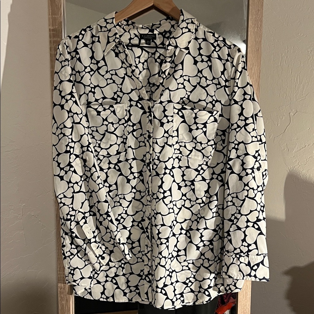 Talbots Nantucket Heart Print Navy and Cream Button Down